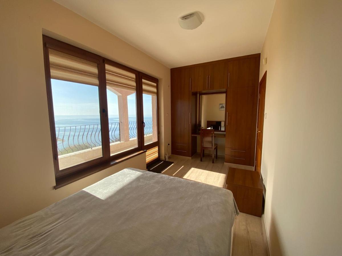 Sea Sunrise Vila 巴尔奇克 外观 照片