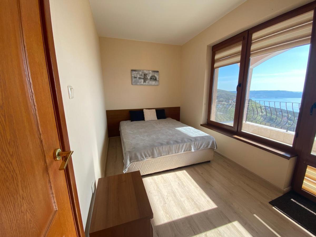 Sea Sunrise Vila 巴尔奇克 外观 照片