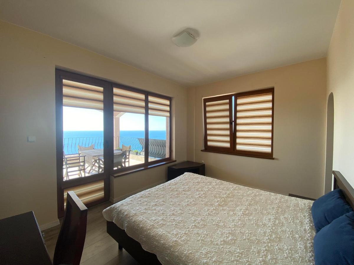 Sea Sunrise Vila 巴尔奇克 外观 照片